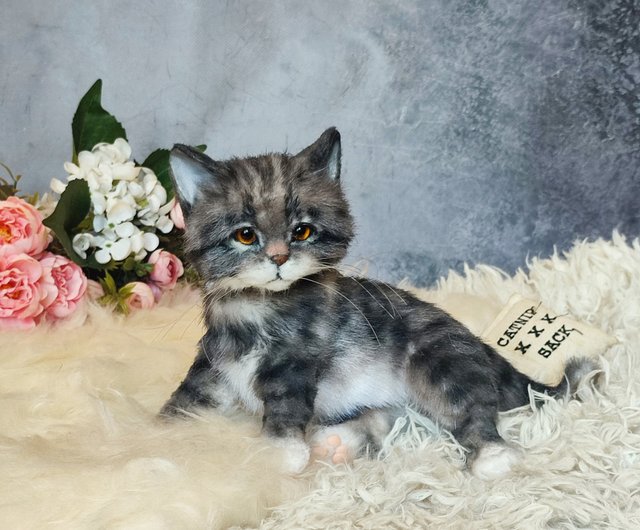 ウクライナ 子猫 リアルで美しい小さなぬいぐるみ アートドール