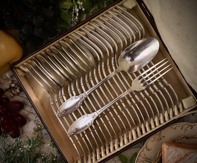 台湾 フランス ルイ 16 世様式 SFブロンズシルバーローマ柱 溝付き