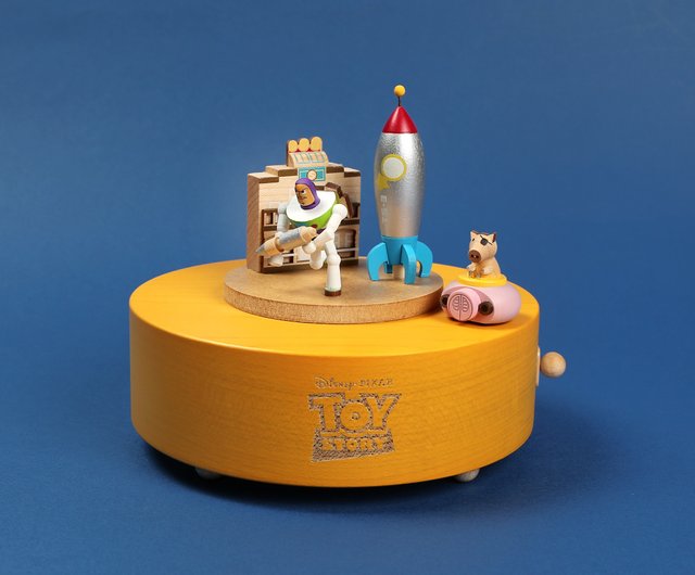 送料無料】台湾 【トイ・ストーリー】バズ・ライトイヤー・サークル