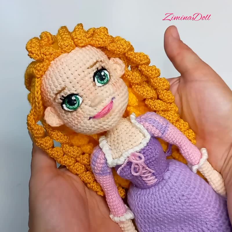 ロシア 【デジタル】かぎ針編みの人形のパターン PDF (英語