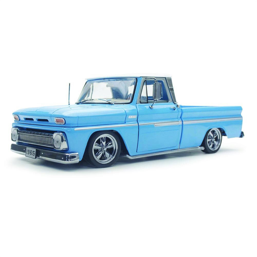 1965 Chevy C-10 Styleside Custom Pickup - Blue 1:18 Scale