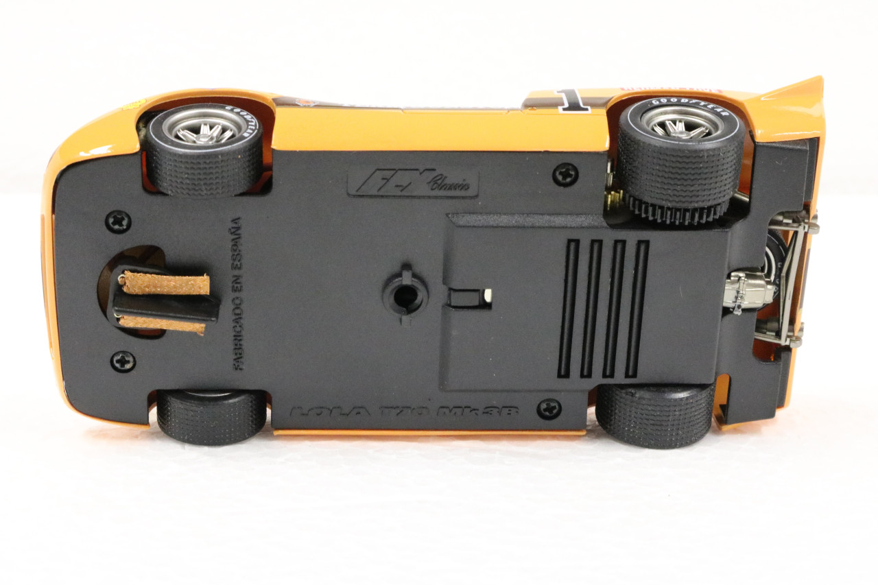 C38 Fly Lola T70 MK3B 9h Kyalami 1970 Team Guston, #1 1:32 Slot