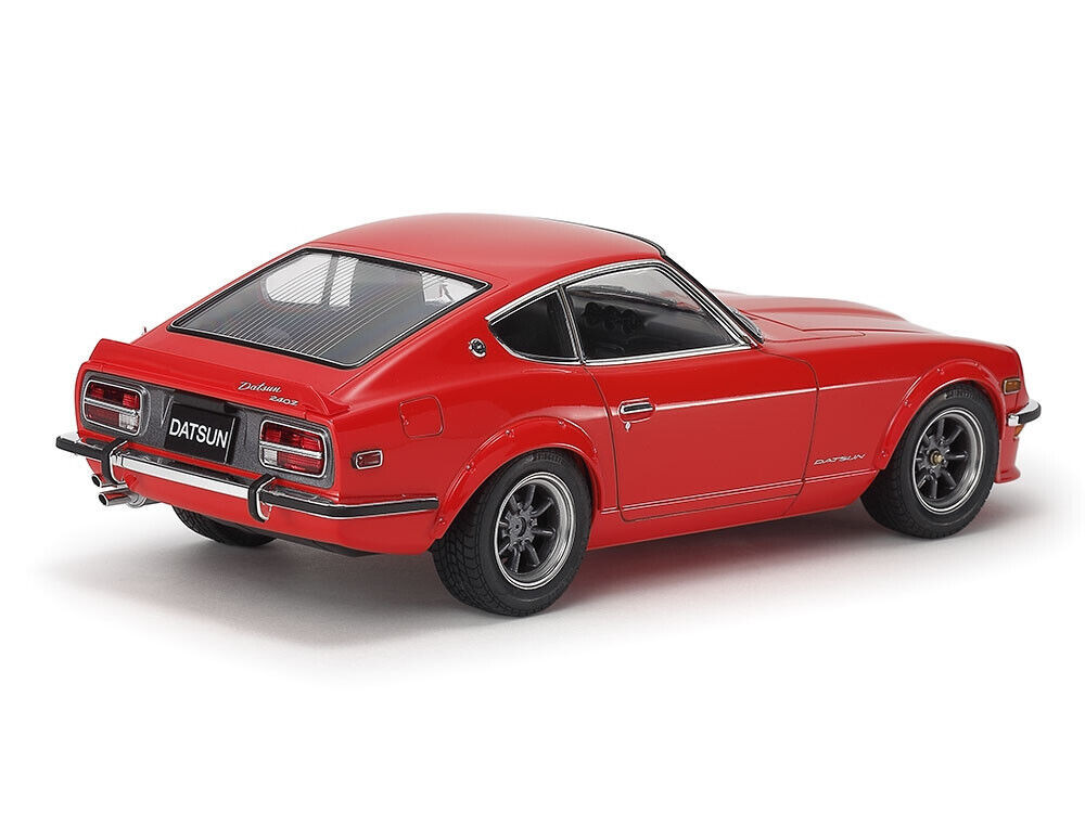 Tamiya 1/24 NISSAN FAIRLADY 240Z Street Custom Model Kit #24367