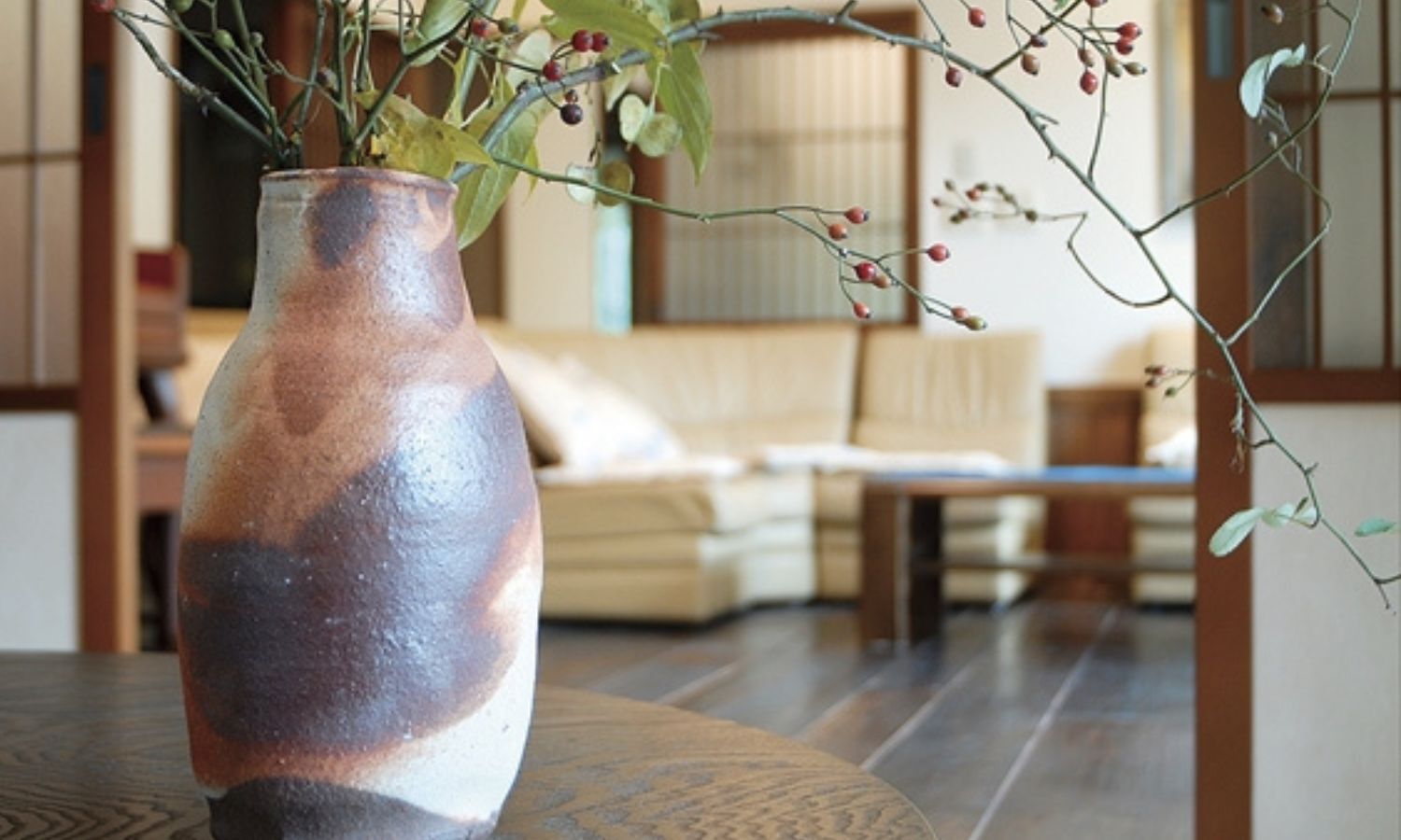 Shigaraki-yaki (信楽焼) – Japanese Stoneware from Shiga Prefecture