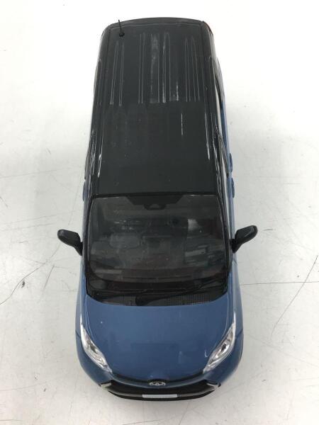 TOYOTA(トヨタ) / ミニカー/BLU/カラーサンプル 1/30 スケール