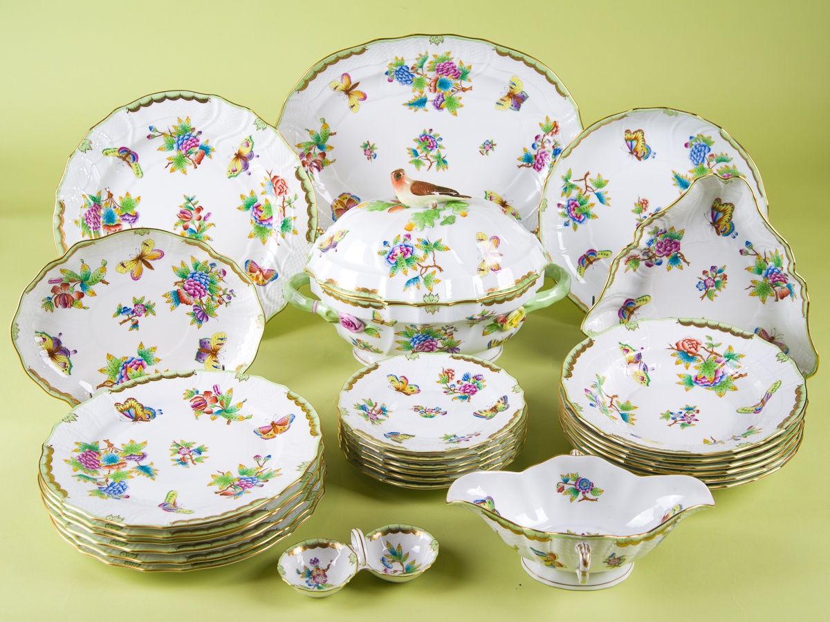 名陶ヘレンドの工房を訪ねる1日観光 ＜日本語／3～10月／昼食付き