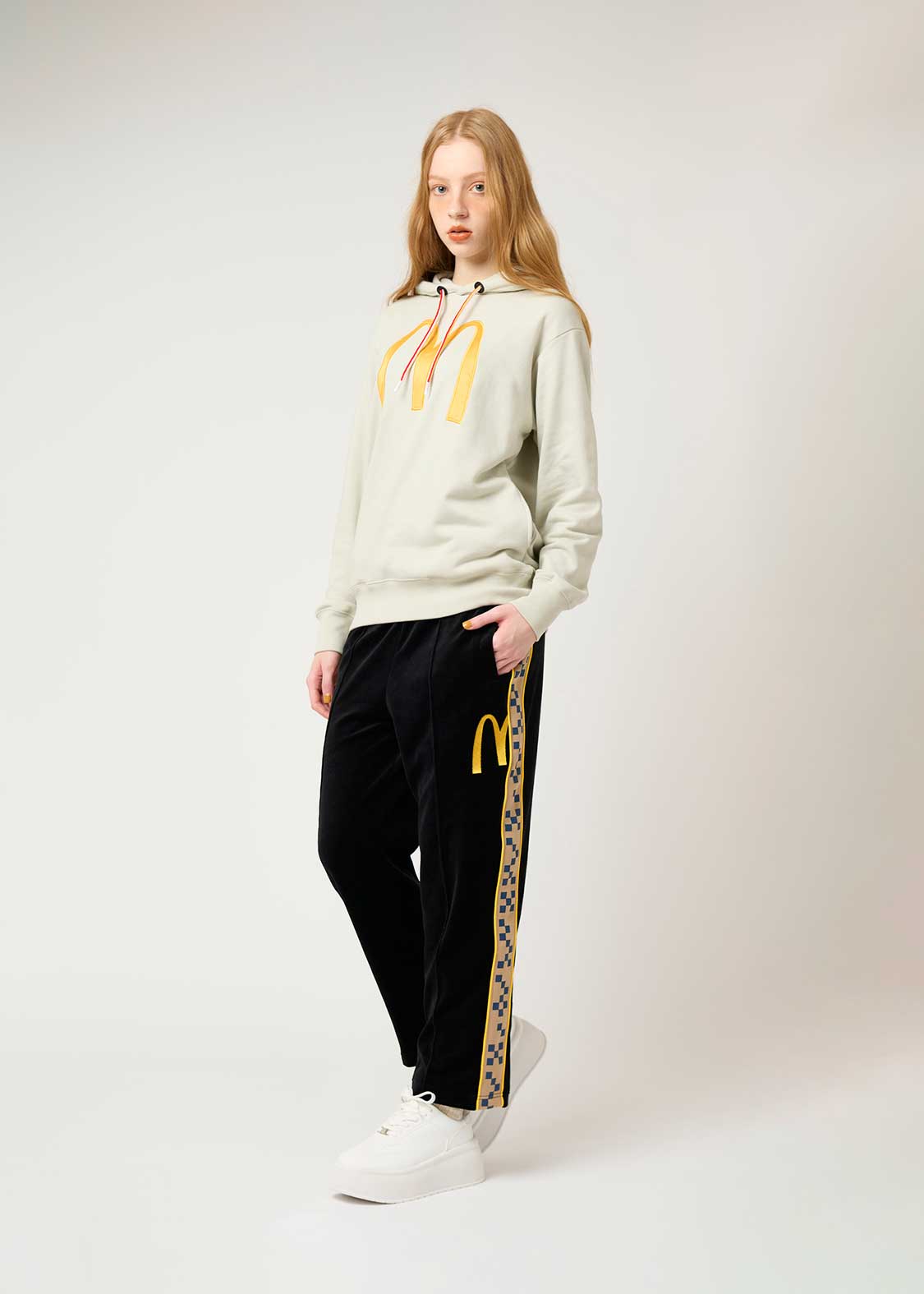 第4弾】ドライブスルー｜ベロアトラックパンツ｜ユニセックス