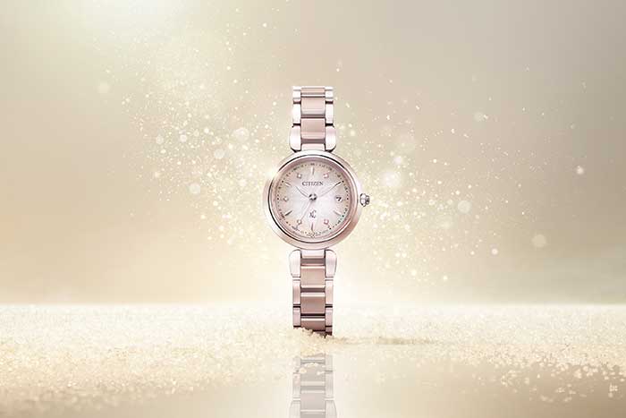 シチズン クロスシー』 雪の結晶の中心に輝くラボグロウン