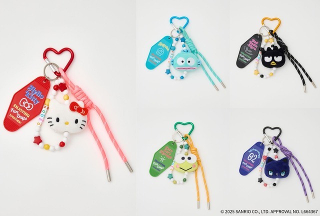 サンリオ」キティ＆Adoコラボ“アドローザトルマリィ”がふわもこコート