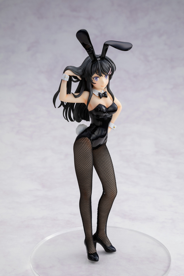 青ブタ」桜島麻衣、最新“バニーガール”フィギュア登場！ 手に取り