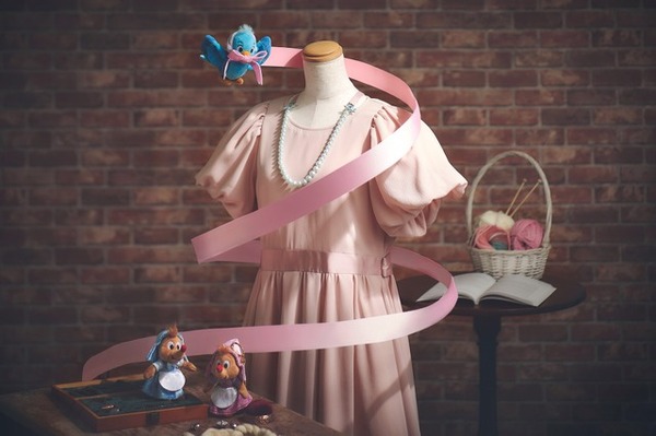 ディズニー」いつでもシンデレラ気分♪ ドレスをリメイクするシーンが