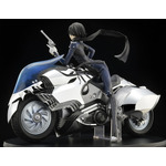 銀色の輝きを纏い、新島真withヨハンナ、再び登場！フィギュア