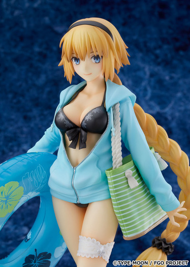 FGO」“マスター、ナイショですよ？”ジャンヌ・ダルクが黒のビキニ姿で