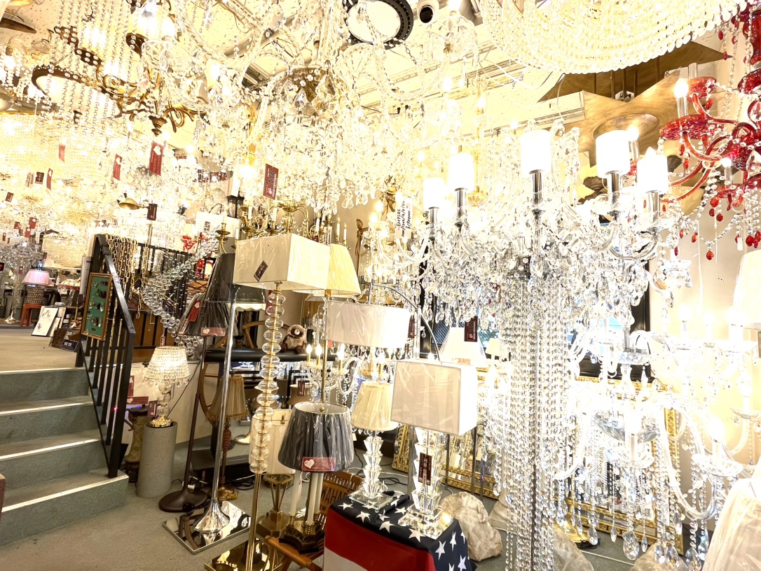 カスタムシャンデリア展示数日本一のシャンデリア専門店– 河原郁子NY