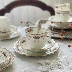 4セットあり！ウェリントン工房トリオC&S イギリスアンティーク食器