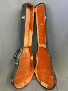 Burny レスポール用 ハードケース 買取ました デジマートにて￥19,800