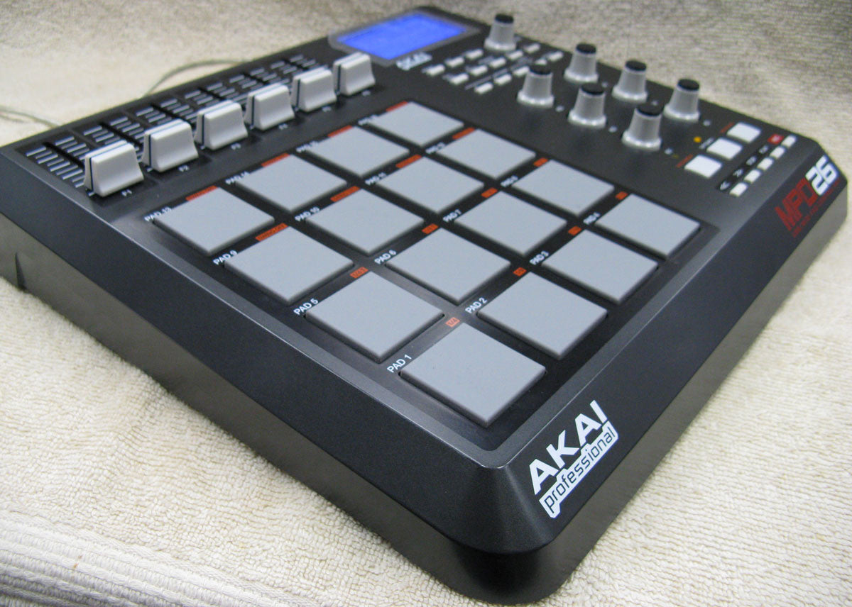 Akai MPD26 USB/Midi Pad Controller | Chicago Pawners & Jewelers