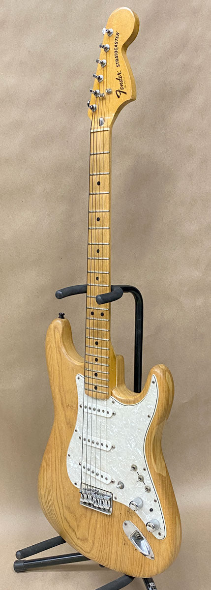 1976 Fender Stratocaster Hardtail | Chicago Pawners & Jewelers