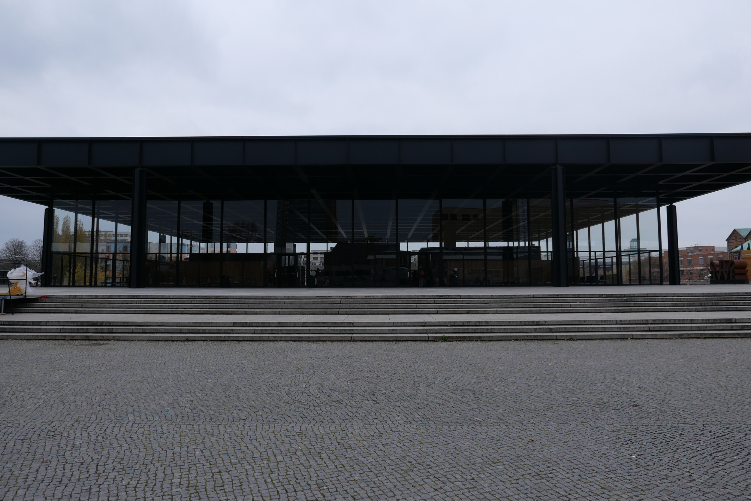 11月16日 ドイツ ベルリン 買い付け | Chickadee & HOME