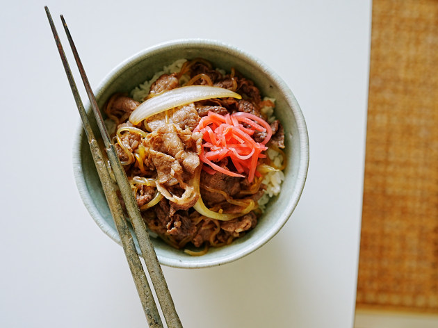 亀田大介 灰釉粉引5寸深鉢