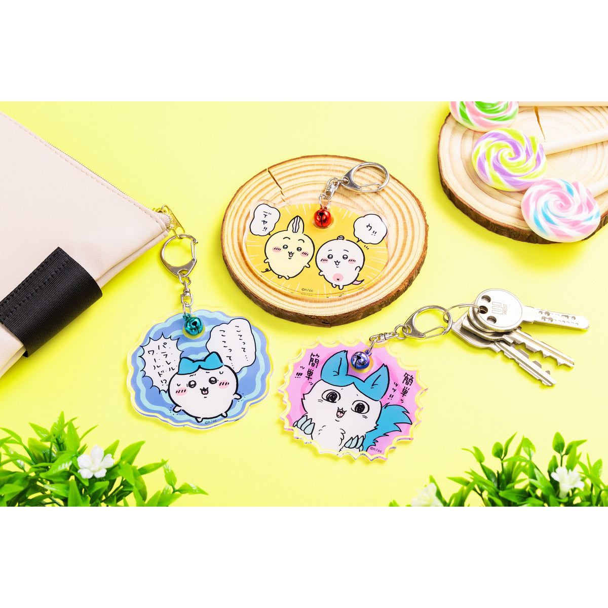 ちいかわ パラレルワールド！？ 鈴付きアクリルキーホルダー（強くなっ