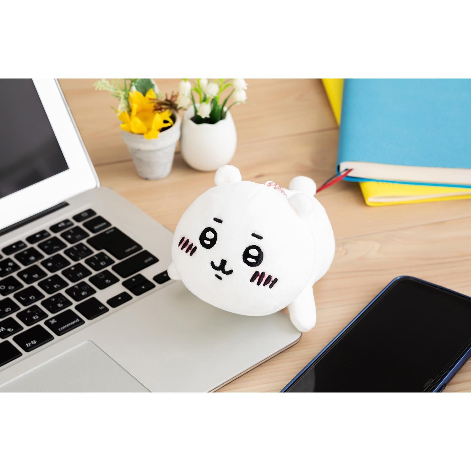 ちいかわ てくびまくらぬいぐるみ（ちいかわ） | ちいかわマーケット