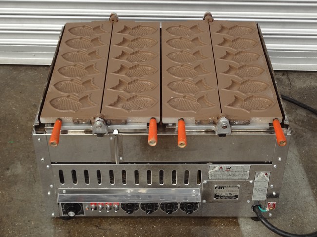 大阪 厨房本舗 大和田製作所 電気たい焼機 2連式 OWD-0401Eの買取実績