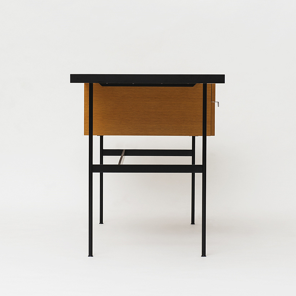 F031 DESK｜メトロクス｜コンフォートQ｜阪急百貨店のインテリアショップ