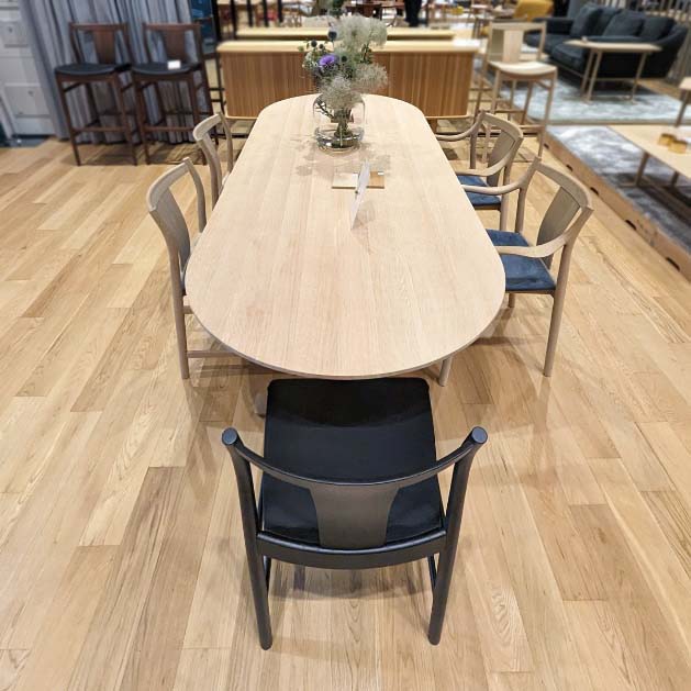 日進木工 新作展示会レポート｜コンフォートQ｜阪急百貨店のインテリア