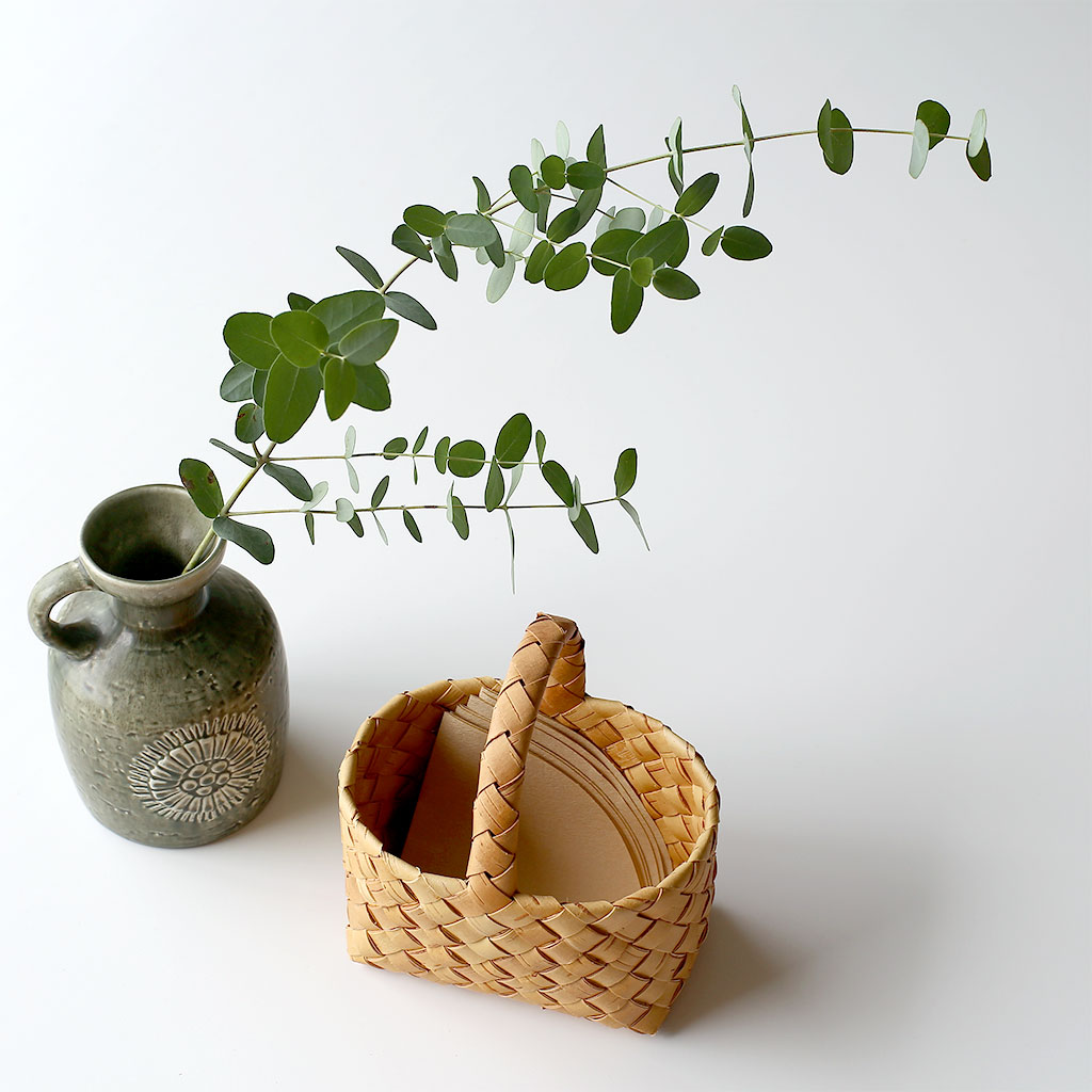 フィンランドの白樺かご/ハンドル付きバスケット/07サイズ COMFOTA