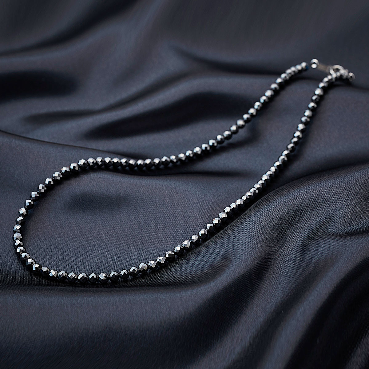 戸上隼輔（卓球）も愛用する磁気ネックレス | 契約選手 | コラントッテ