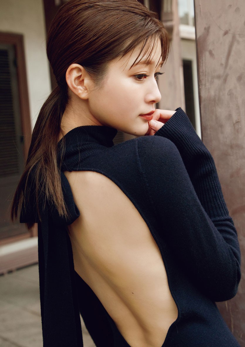 画像・写真 | 生見愛瑠「写真集」4位 10代最後のあどけなさから“オトナ