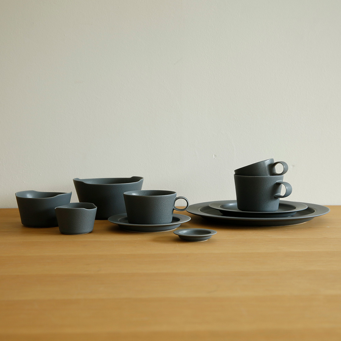 yumiko iihoshi porcelain （イイホシユミコ） unjour （アンジュール