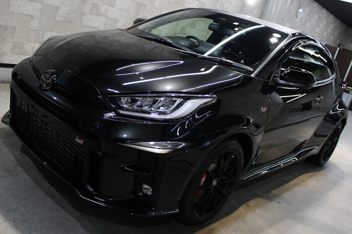 リボルト・プロ」と「シートコーティング」 トヨタ GRヤリス