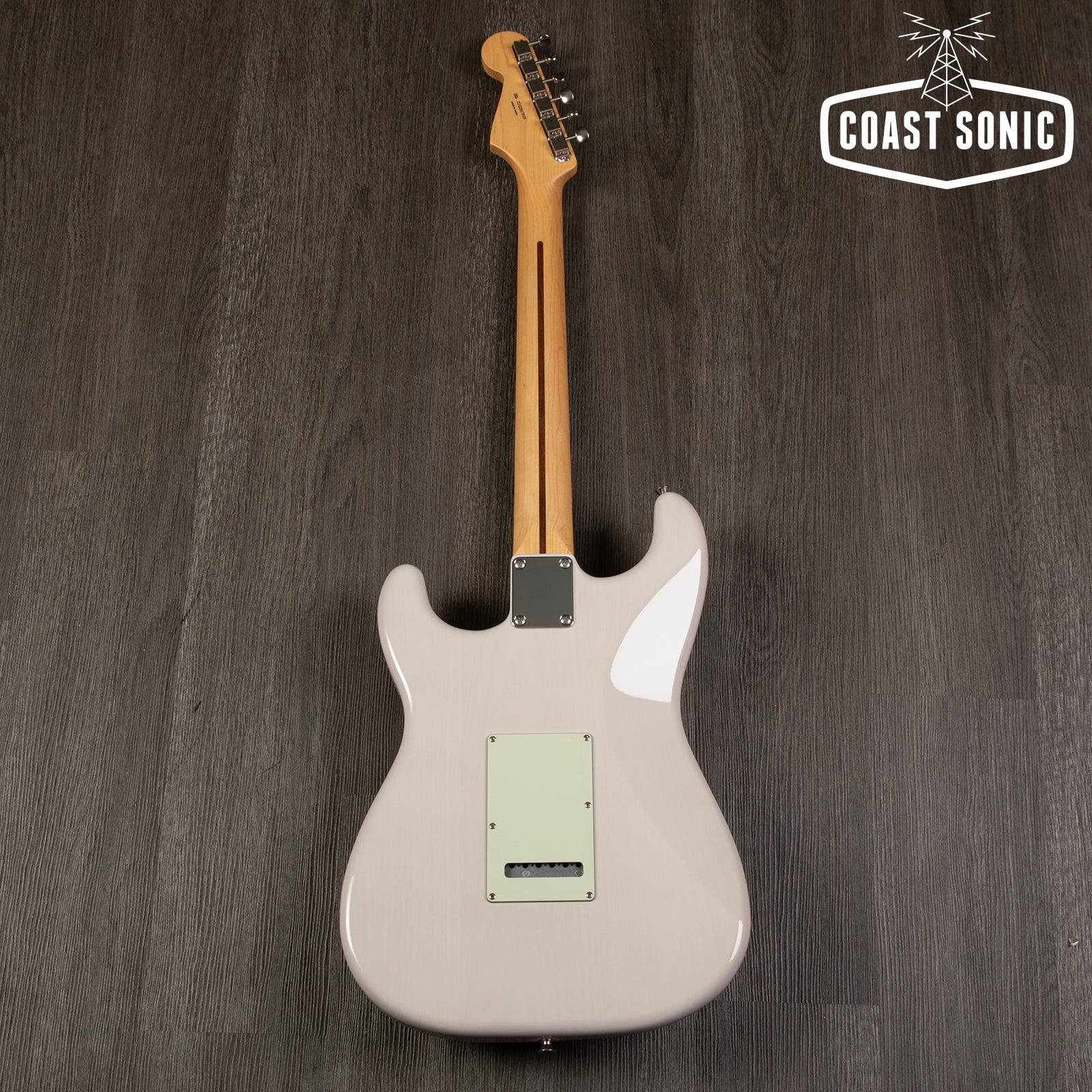 2022 Fender Hybrid II 60s Stratocaster Made in Japan Transparent Blond