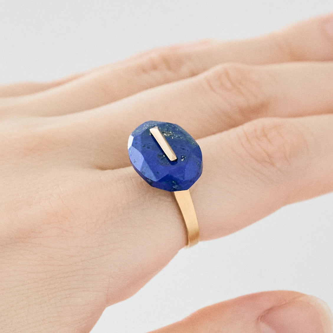 Oval Faceted Gemstone Ring_staple(ラピスラズリ)｜cobaco