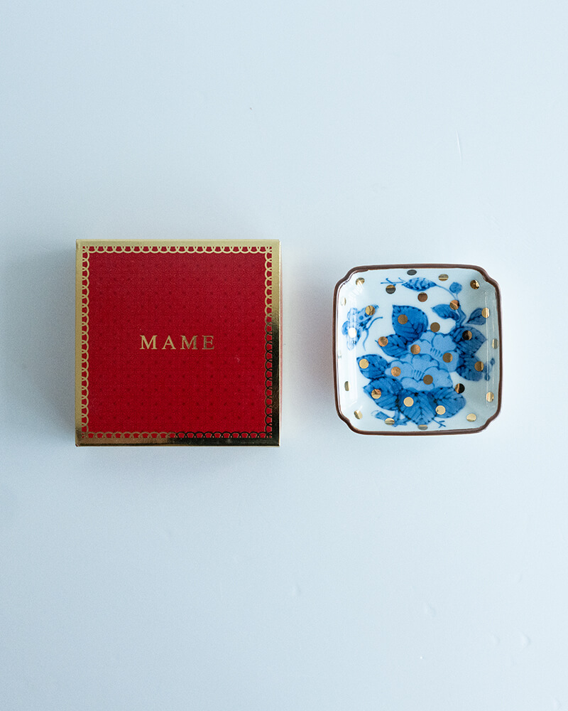 MAME 牡丹蝶文角皿 | cocochi ｜ 家具と服と暮らしの店｜静岡県袋井市