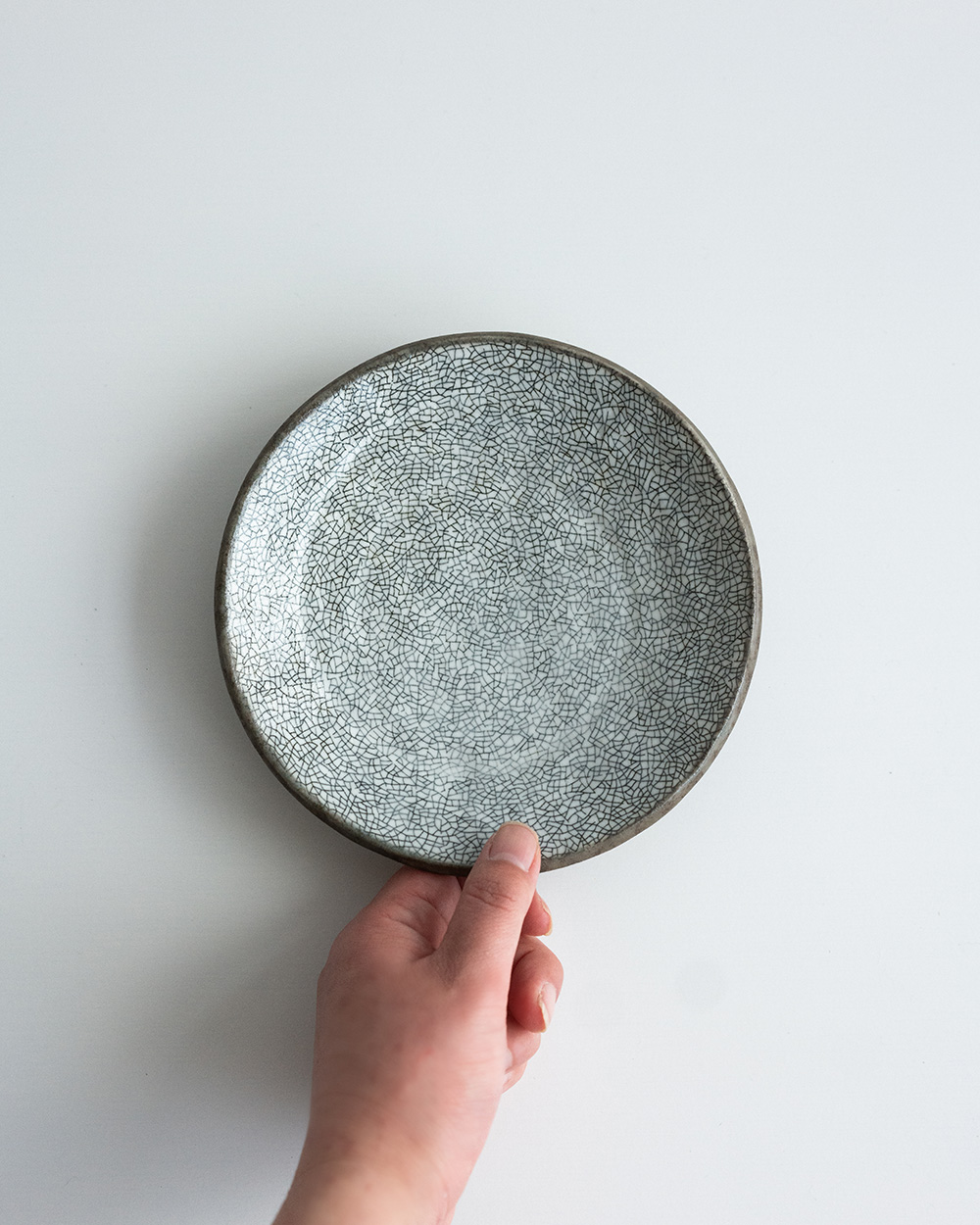 郷巻かいらぎ手捻り5寸皿 -器市- | cocochi ｜ 家具と服と暮らしの店