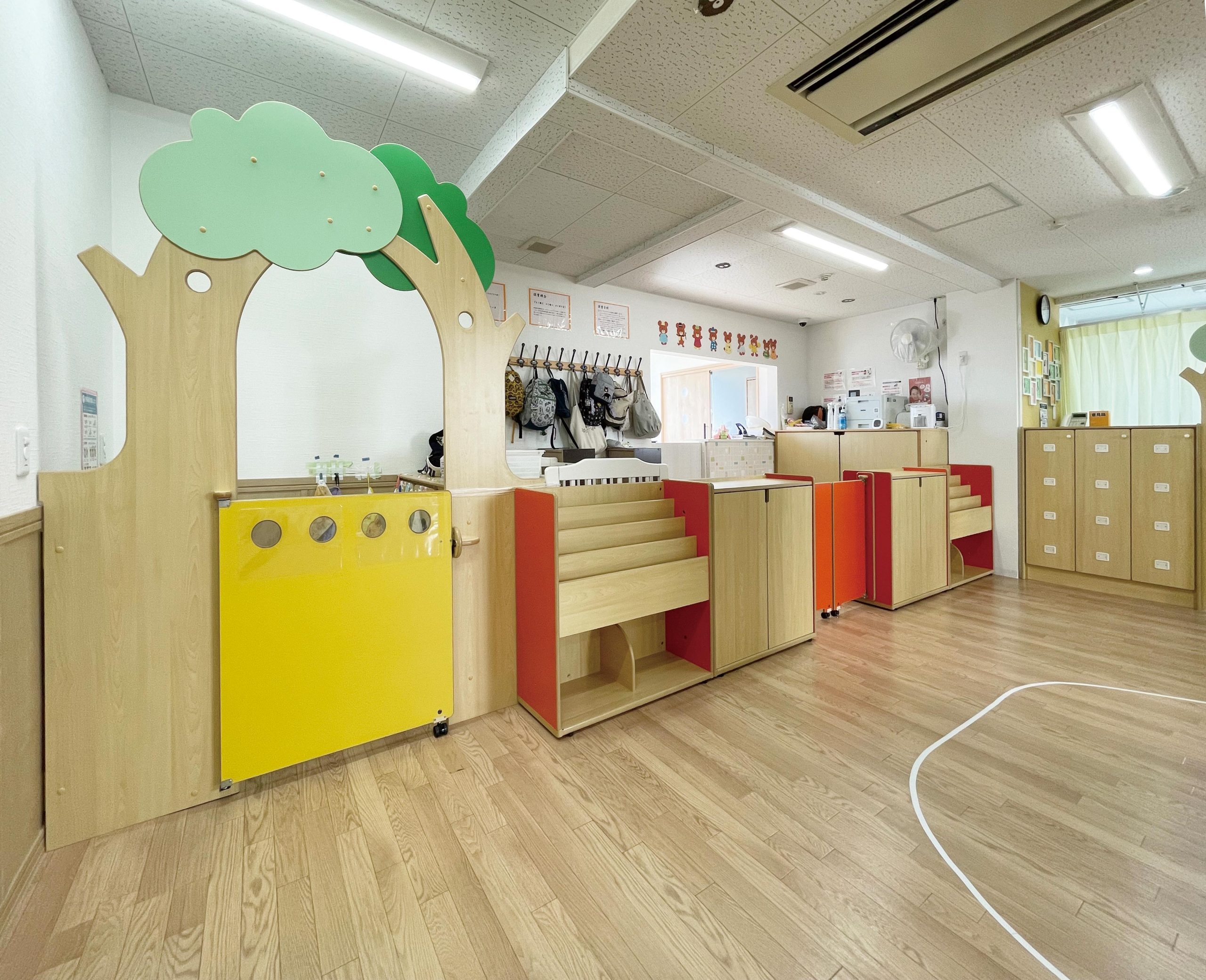 ぴったりつながるコーナー棚［扉収納 引き戸］ | CoFa