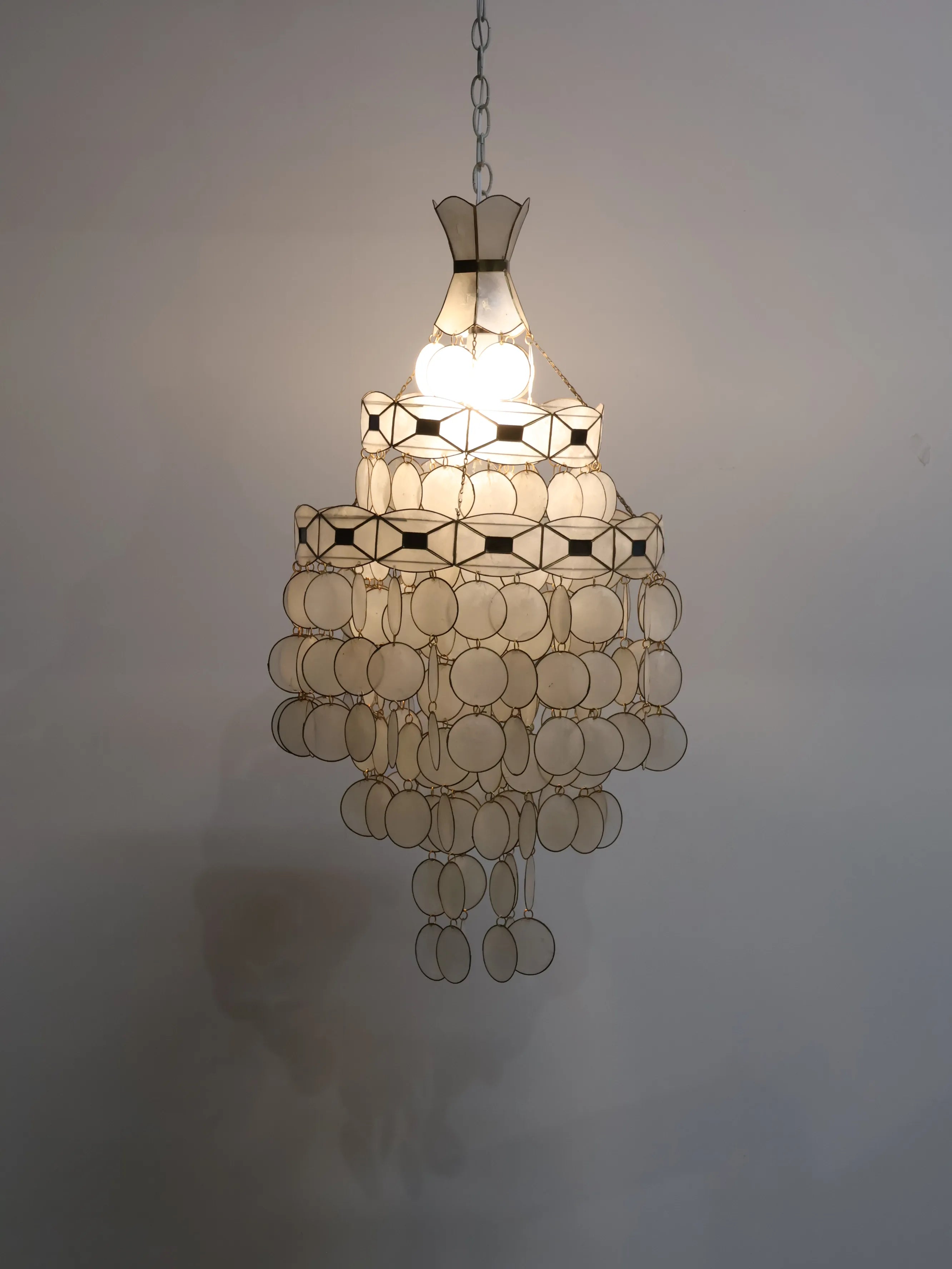 ヴィンテージ ホワイト ペンダントシェルランプ | Collect Antique