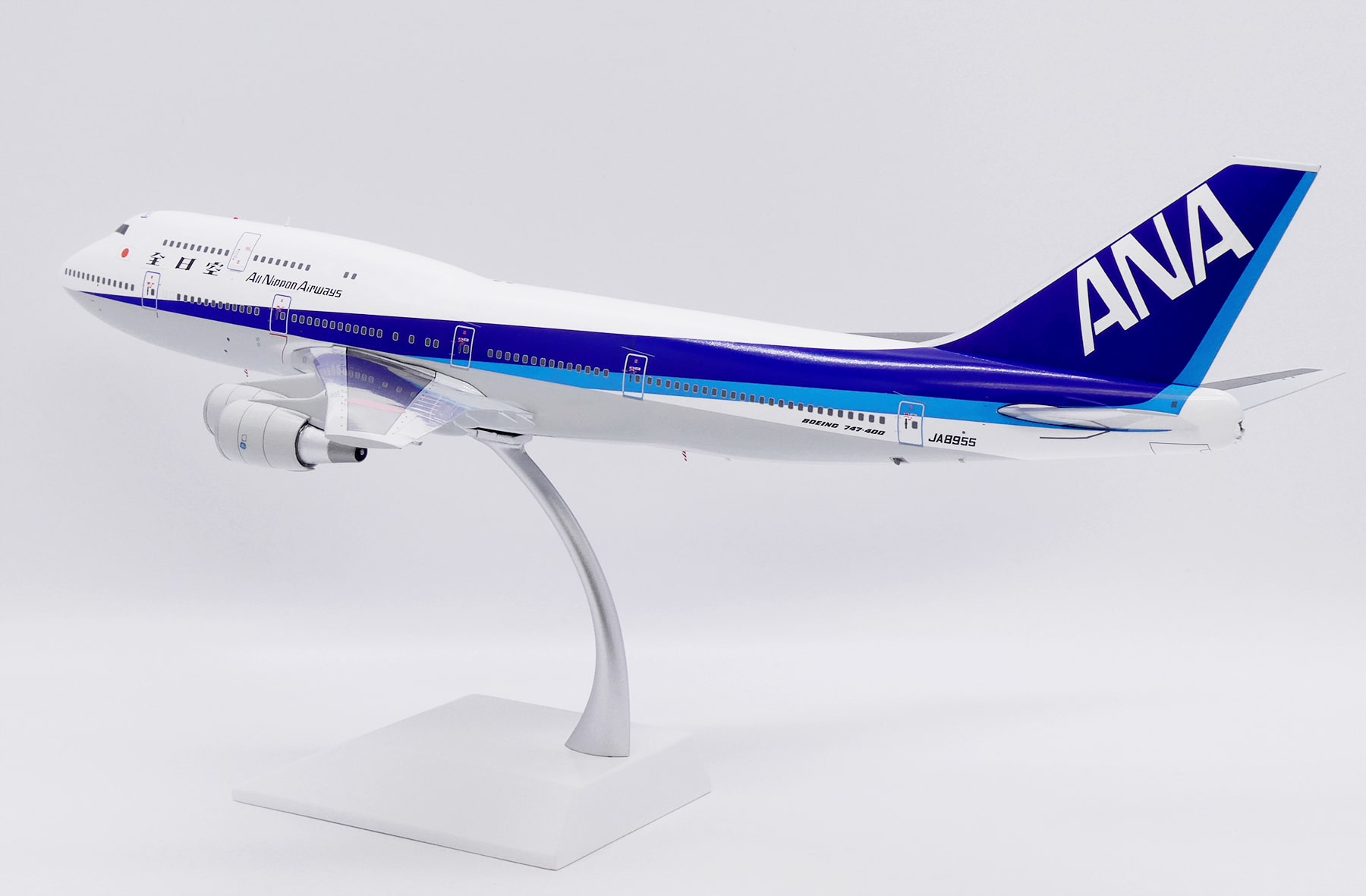 JC Wings 1:200 ANA All Nippon Airways Boeing B747-400D JA8955