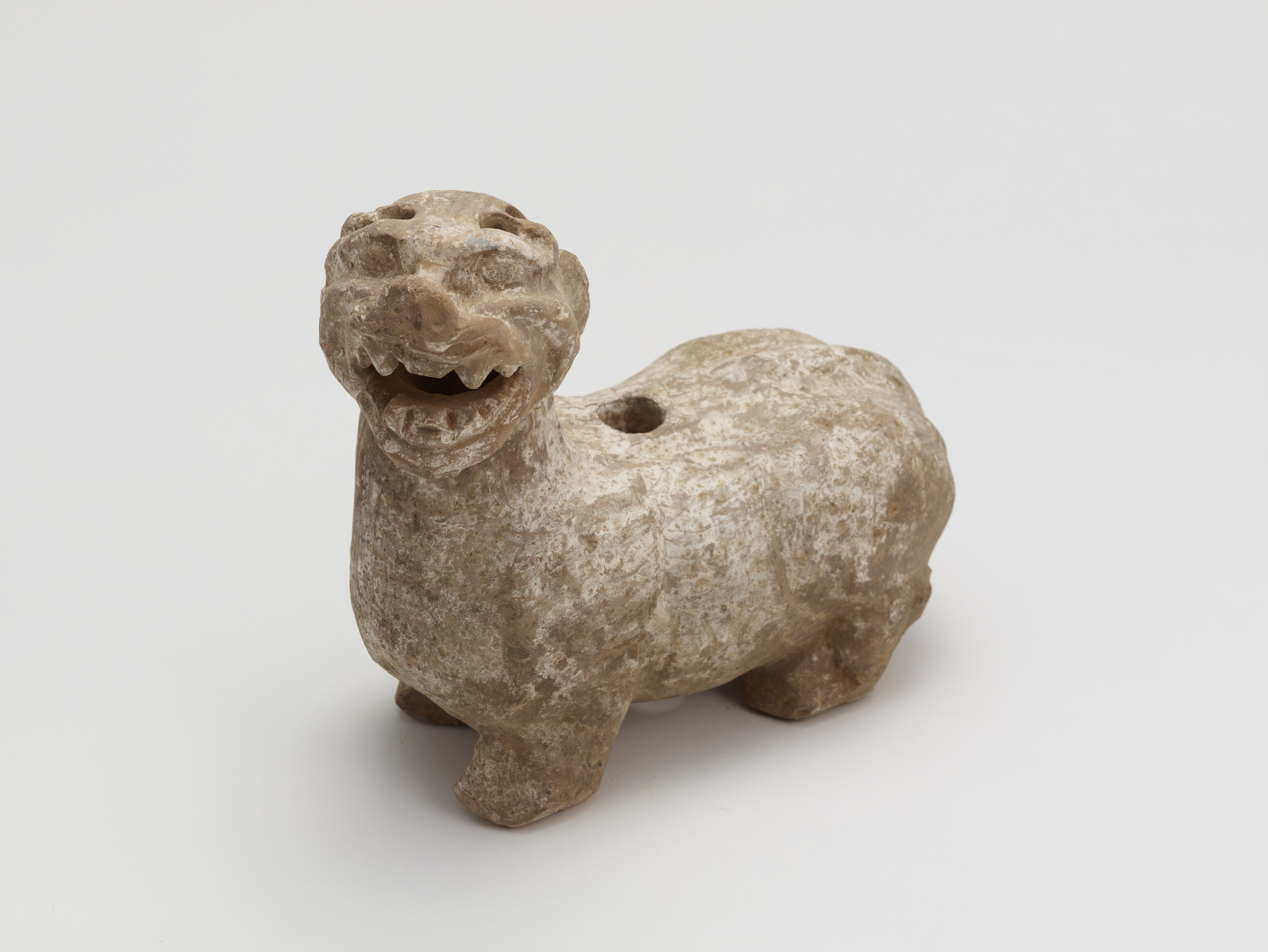 九州国立博物館 | 収蔵品データベース | 加彩鎮墓獣