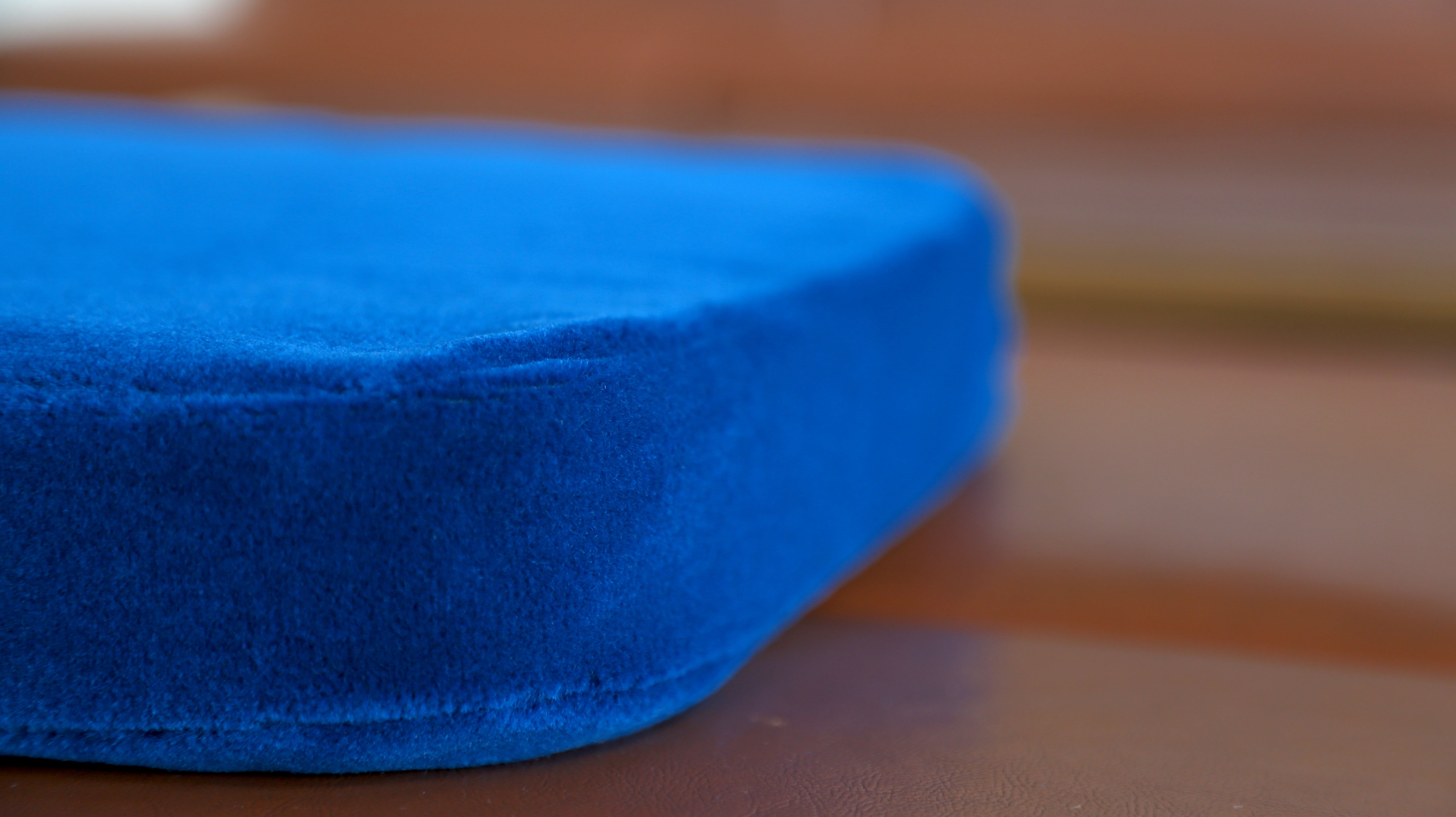 国鉄クッション 青モケット – COQTEZ Official Online Store