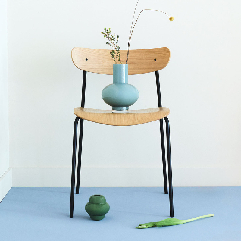 TCS フォーム ミント ガラス フラワーベース｜5%point | THE CONRAN