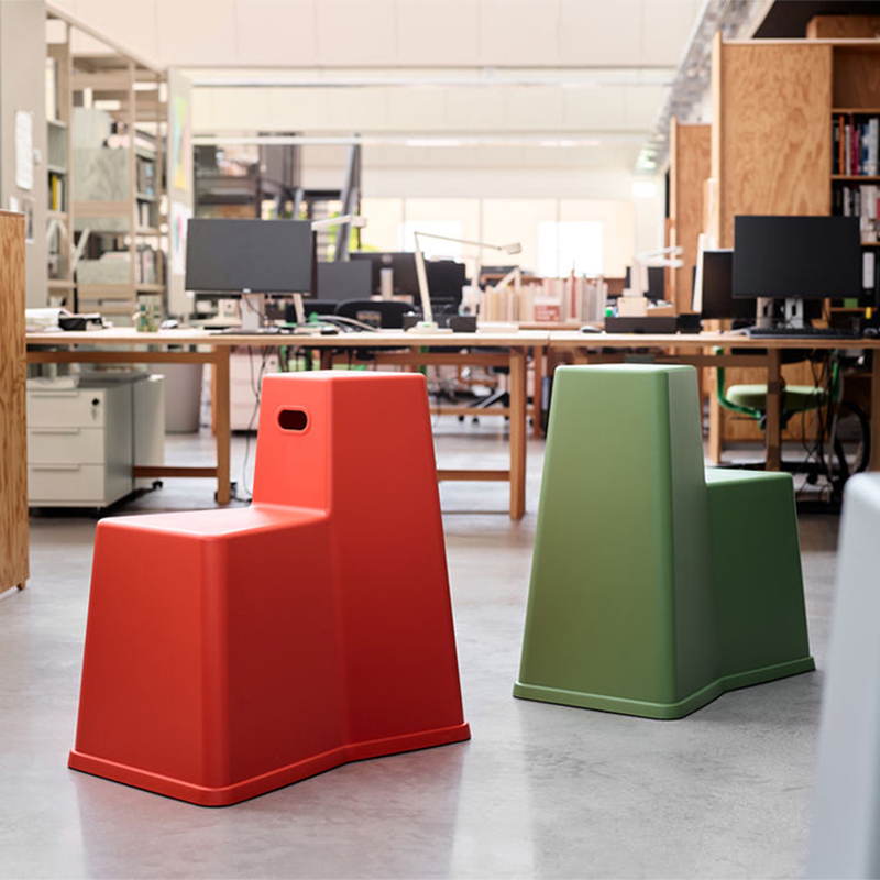Vitra（ヴィトラ）STOOL TOOL（スツール ツール）ポピーレッド
