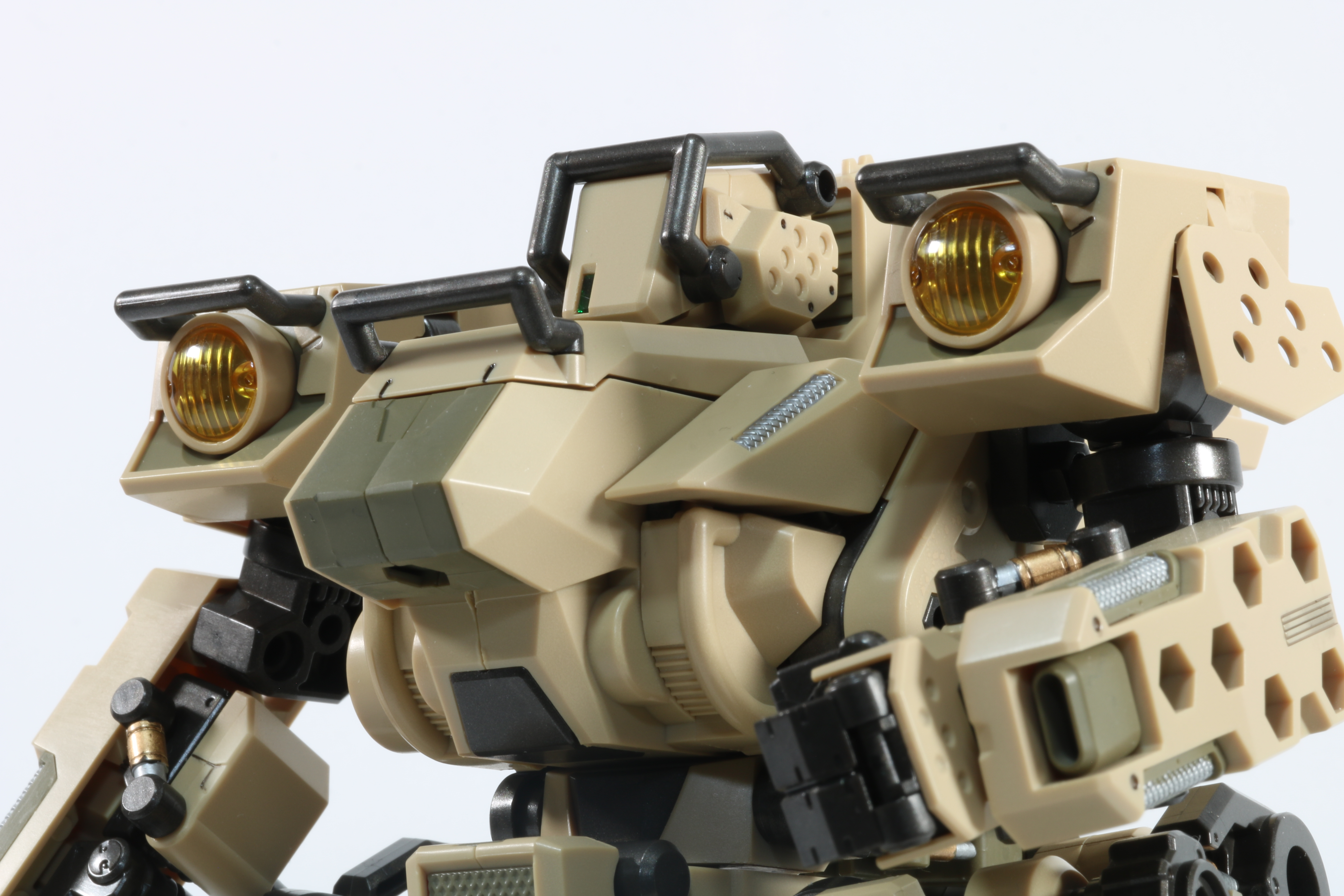 ヘキサギア】荒野を駆ける無骨なデザインと機能性を備えた「BA