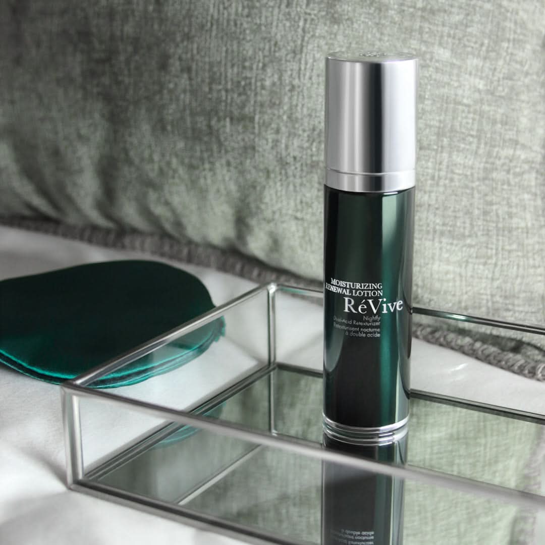 ReVive Moisturizing Renewal Lotion – Cos Bar