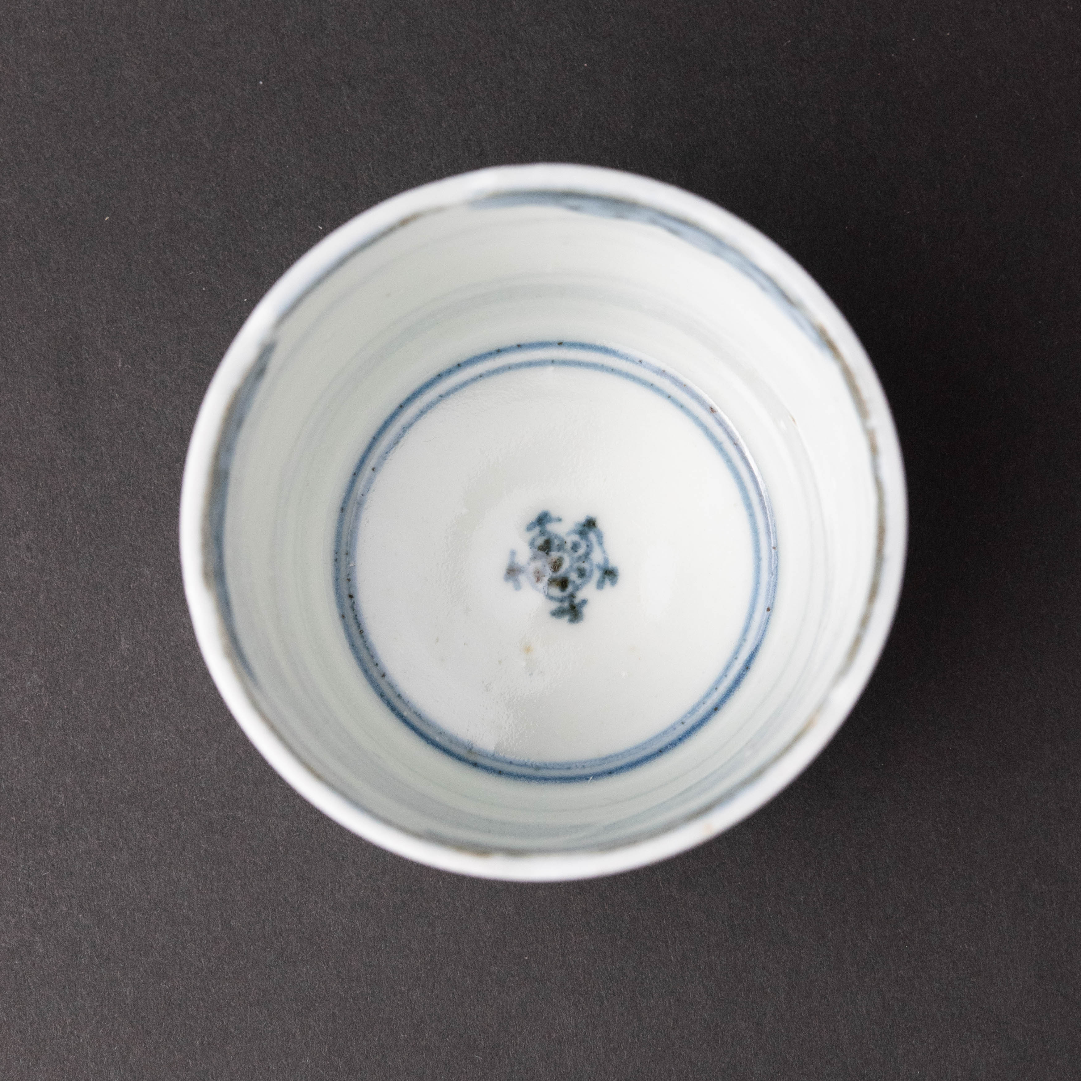 陶磁器 :: 古伊万里 波うさぎ文 そば猪口 | COTTOU.JP 骨董の通販