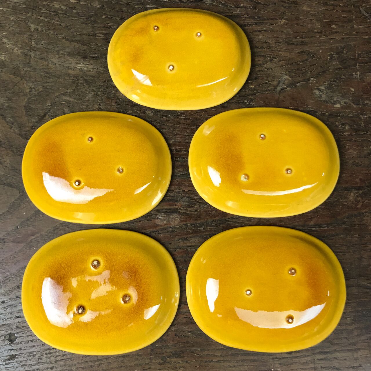 陶磁器 :: 珉平・淡路焼 小判型 龍紋 黄色小皿 5枚 | COTTOU.JP 骨董の