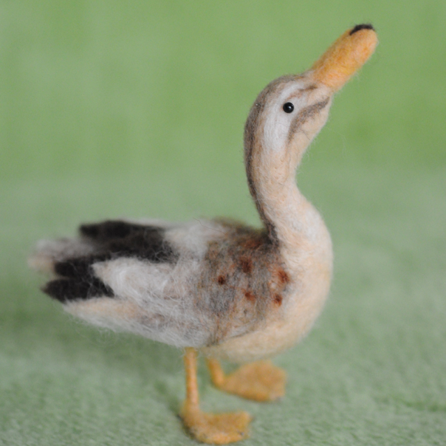 ○小鳥フェルト《キバタン》 | 羊毛フェルトde小鳥図鑑